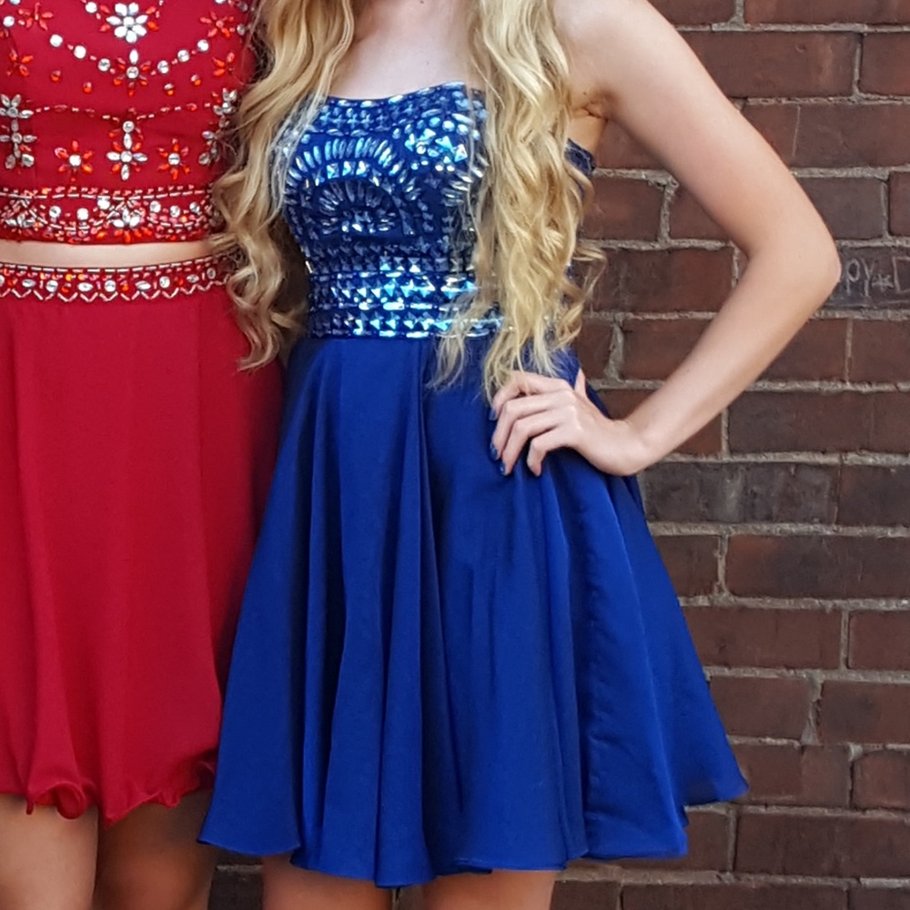Formal homecoming dress